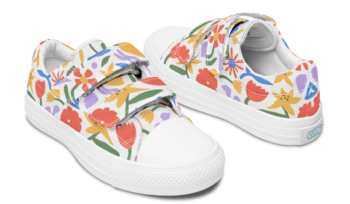 Zapatos para niños de caña baja con flores abstractas 