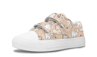 Zapatos para niños de caña baja con diseño de gatos 