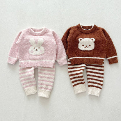 Sweet and Versatile Two-Piece Set: Round Neck Fleece Top and Pants for Baby Girls and Toddlers