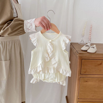 Summer Hot Selling Baby Girls Fly Sleeves Hollow Out Lace Trim Open-Front Top Vest And Bloomers Clothing Set