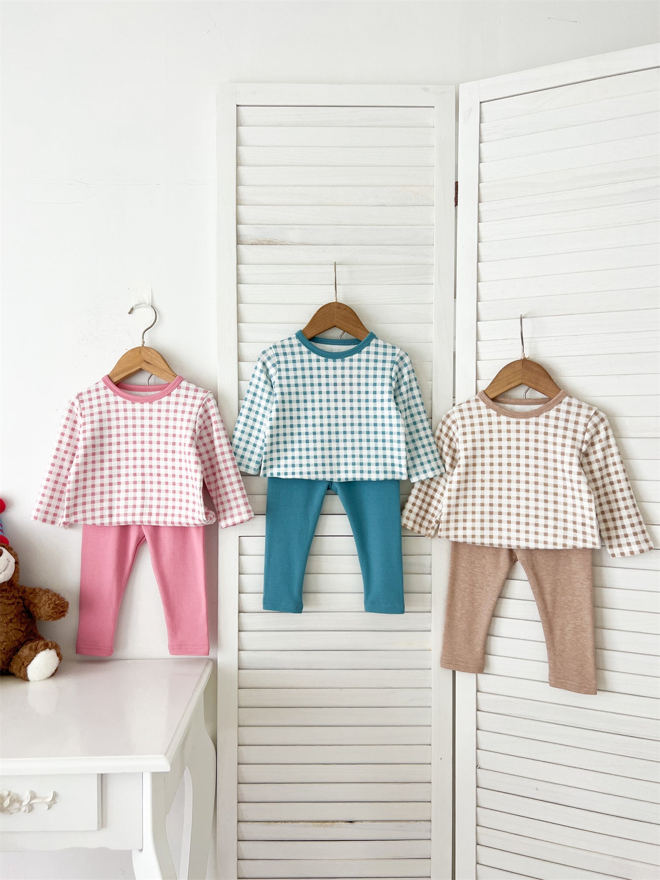 Arrival Spring Baby Girls Long Sleeves Plaid Design Top and Bottom Set – Clothing Set