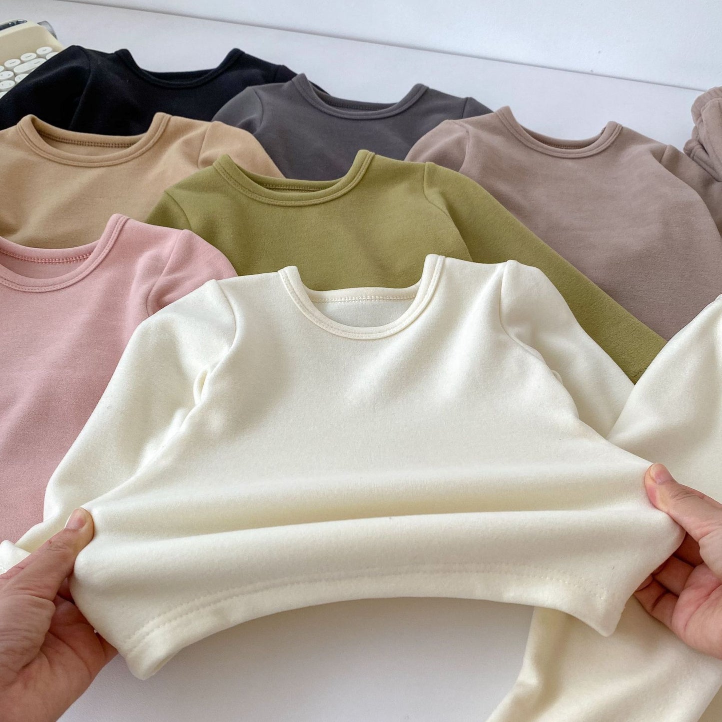 Autumn Hot Selling Baby Girls Long Sleeves Simple Plain Top and Trousers Pajamas Clothing Set