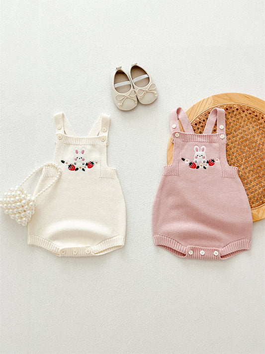 Autumn New Arrival Baby Girls Cute Rabbits Pattern Sleeveless Onesies with Straps