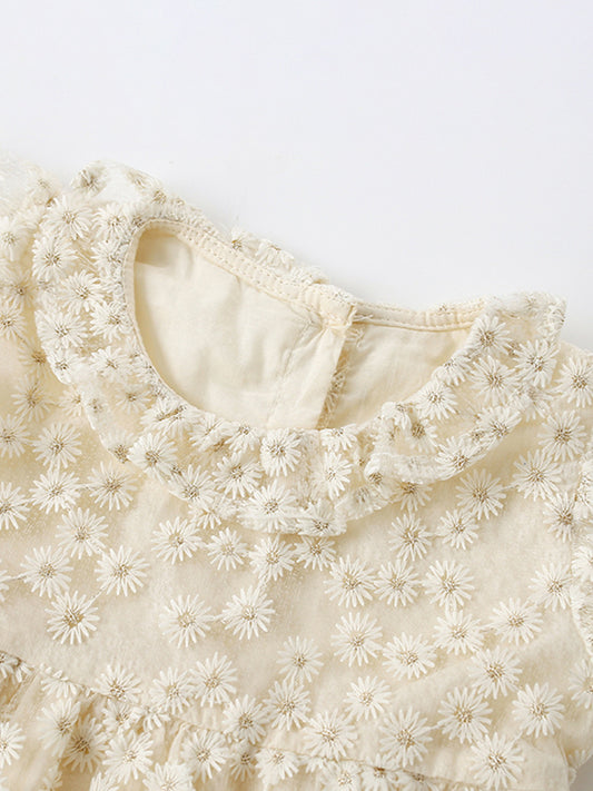 Summer New Arrival Girls’ Daisy Flowers Pattern Embroidery Round Collar Fly Sleeves Dress