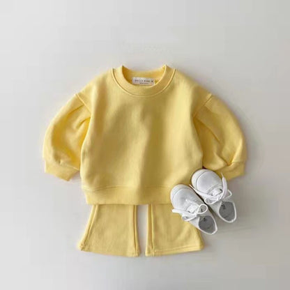 Conjunto de ropa unisex de otoño para bebés y niños, informal, de color sólido, de manga larga y pantalones acampanados 