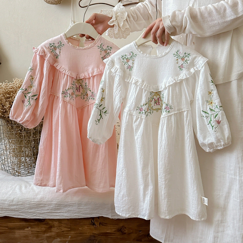 Vestido con mangas largas abullonadas y cuello con volantes y estampado floral y enredaderas para niñas de otoño 