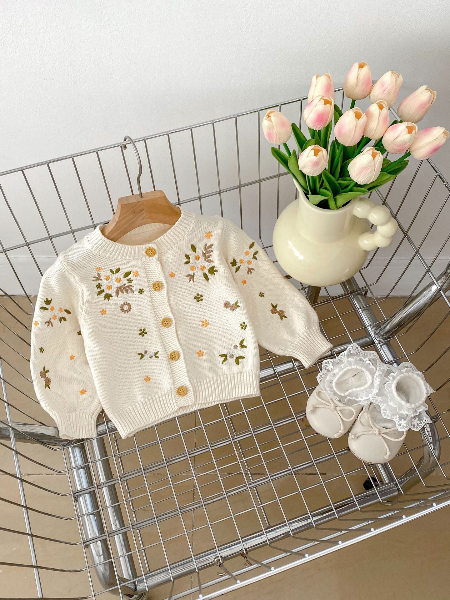 Autumn New Arrival Baby Kids Girls Comfortable Flowers Embroiedery Pattern Knitted Long Sleeves Cardigan