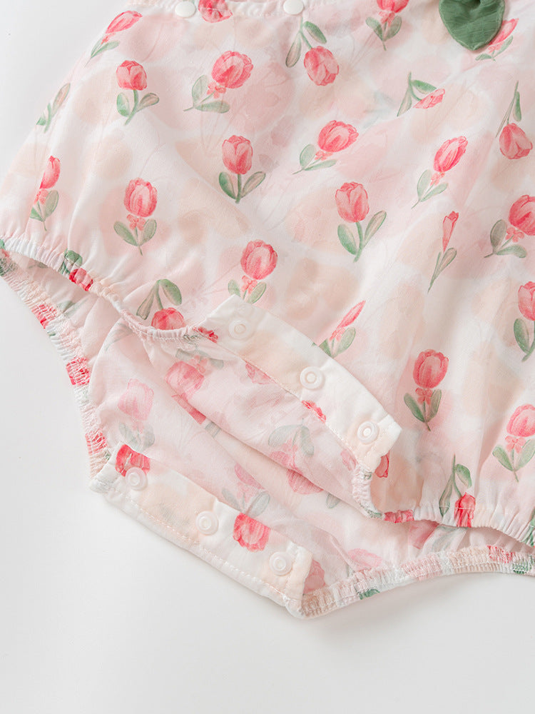 Monos lindos y dulces con mangas abullonadas y cuello con estampado de flores de rosas rojas para niñas de nuevo diseño de verano 