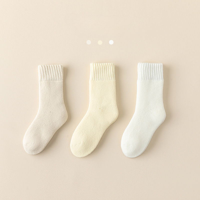 Winter/Autumn Candy-Colored Mid-Calf Socks in Combed Cotton for Warmth and Comfort