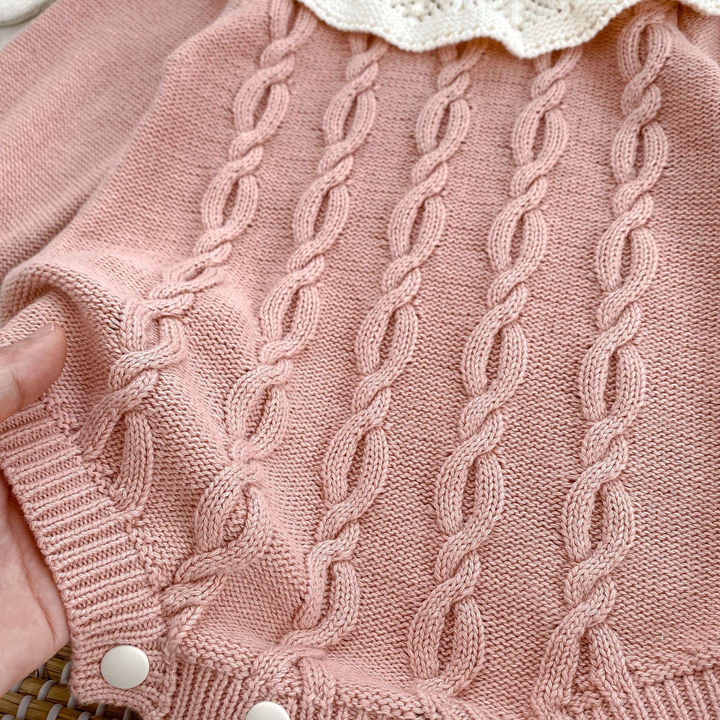 Autumn New Arrival Baby Girls Knitted Long Sleeves Jacquard Pattern Ruffle Collar Onesies