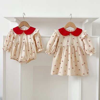 Recién llegado, mono y vestido con cuello Peter Pan y estampado de cerezas de manga larga para niñas y bebés de otoño: conjunto a juego de princesa y hermana 