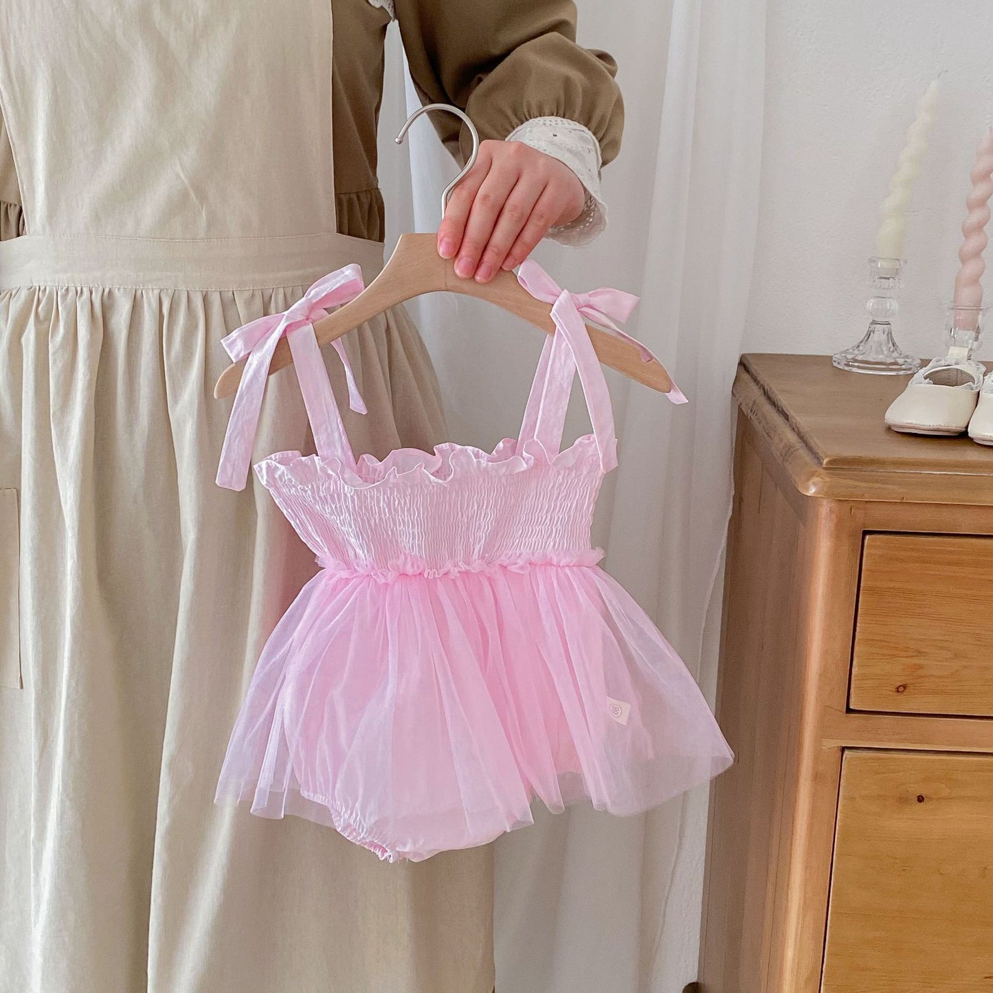 Summer New Arrival Baby Girls Sleeveless Solid Color Pleated Strap Tulle Onesies Dress