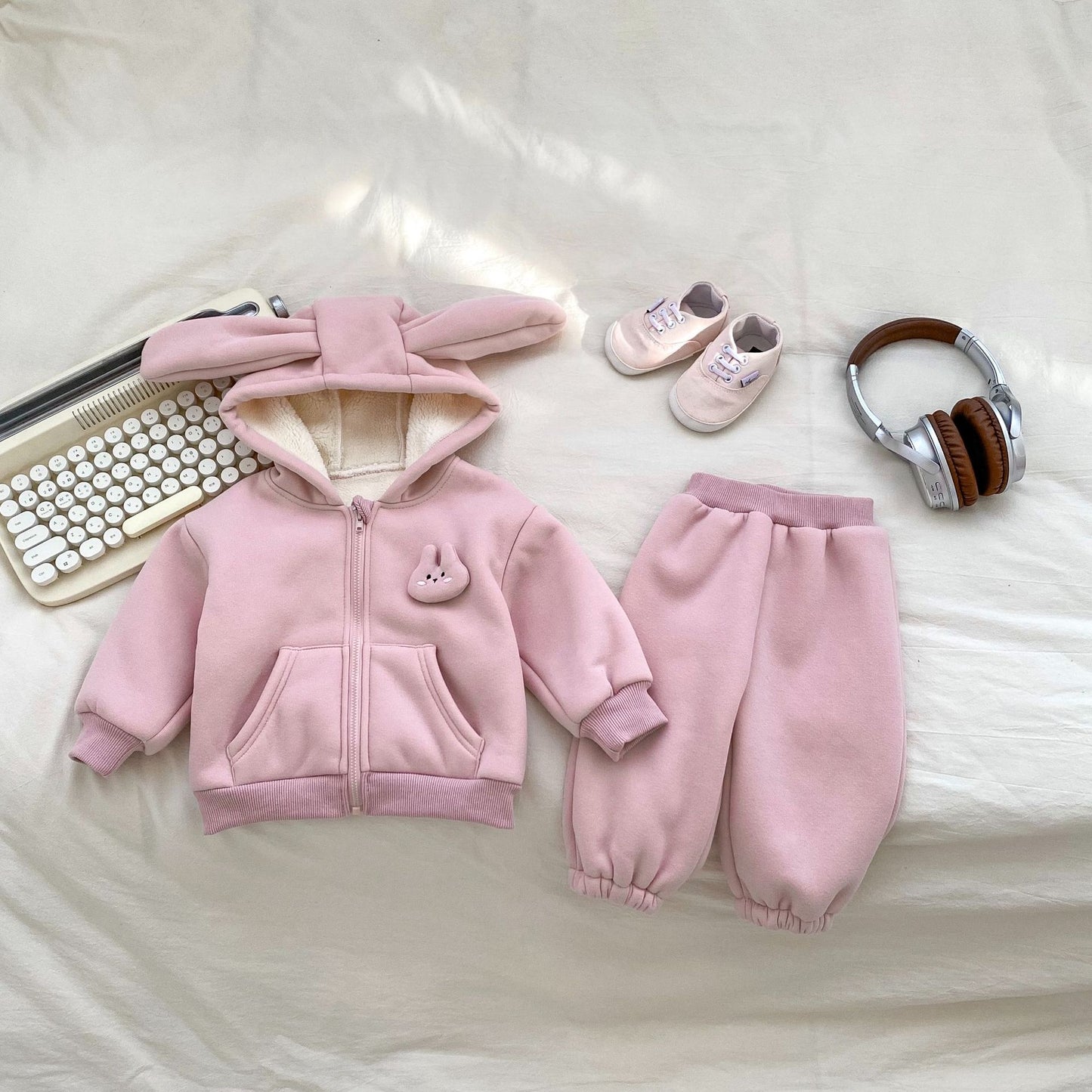 Winter Hot Selling Baby Girls Long Sleeves Simple Rabbit Attached Hooded Top Coat and Thick Trousers Set