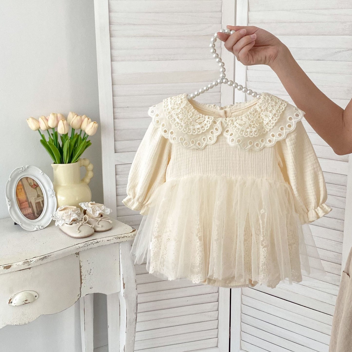 Autumn New Arrival Baby Girls Knitted Long Sleeves Solid Color Floral Embroidered Tulle Patchwork Bodysuits Onesies Dress