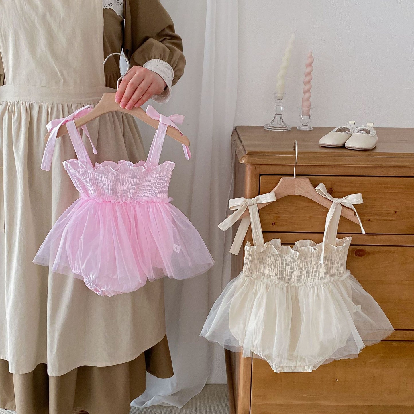 Summer New Arrival Baby Girls Sleeveless Solid Color Pleated Strap Tulle Onesies Dress