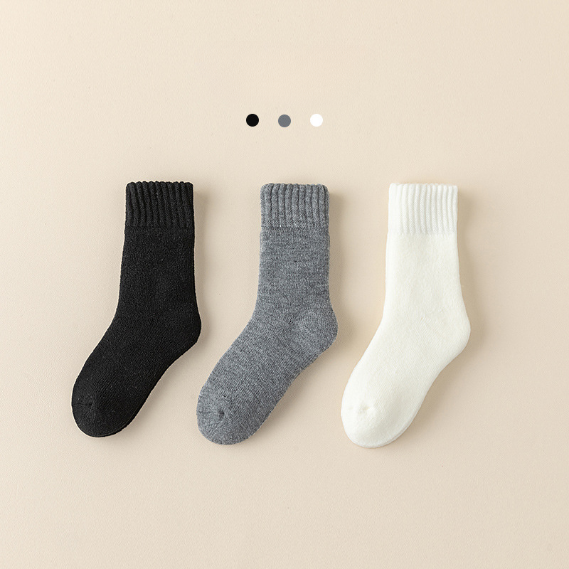 Winter/Autumn Candy-Colored Mid-Calf Socks in Combed Cotton for Warmth and Comfort